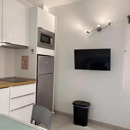 Modern Comfort Renovated Canteras Lägenhet